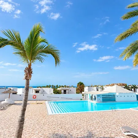 Casahost Ocean Blue Pool View *
